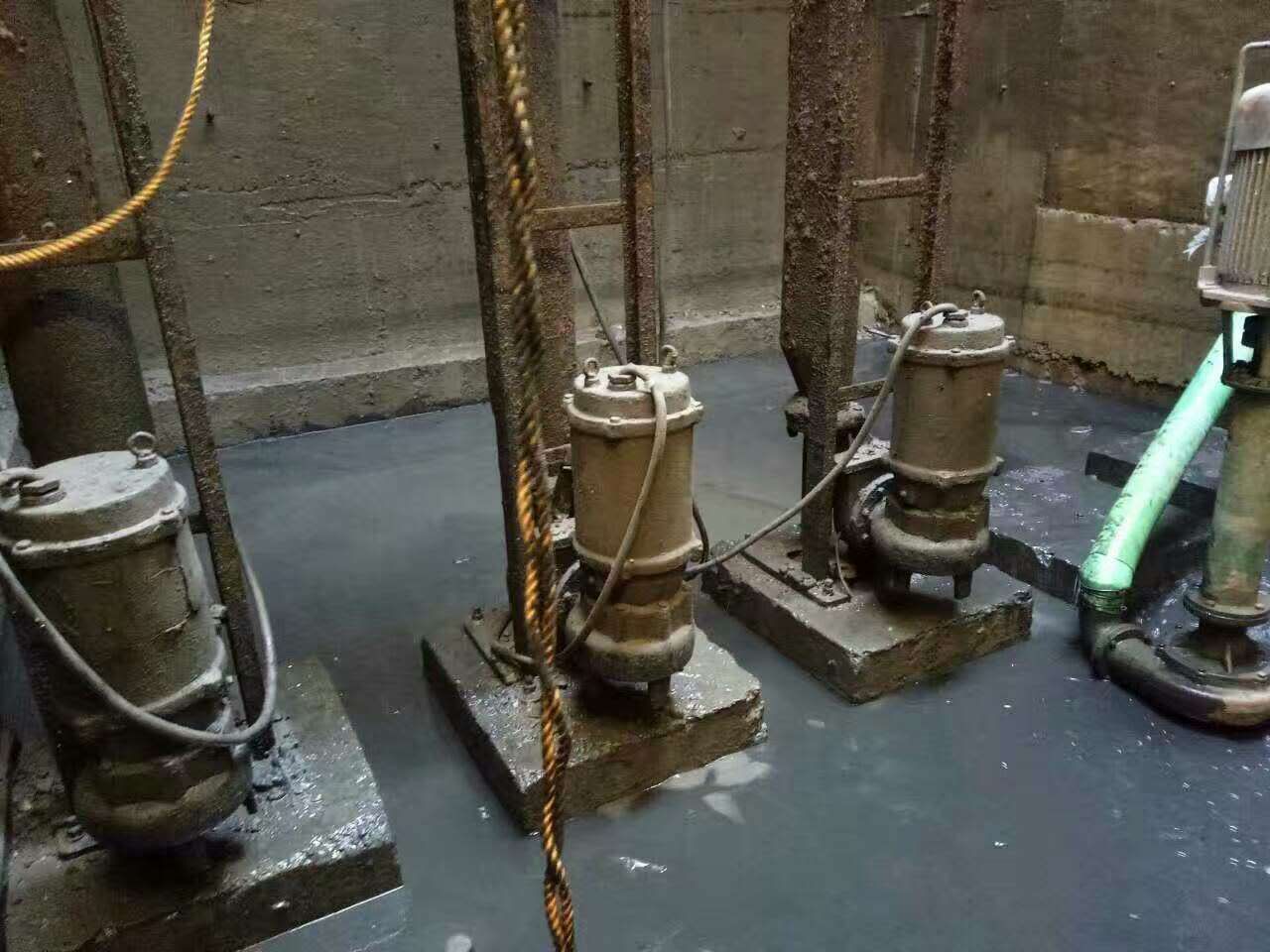 桓台污水池清理